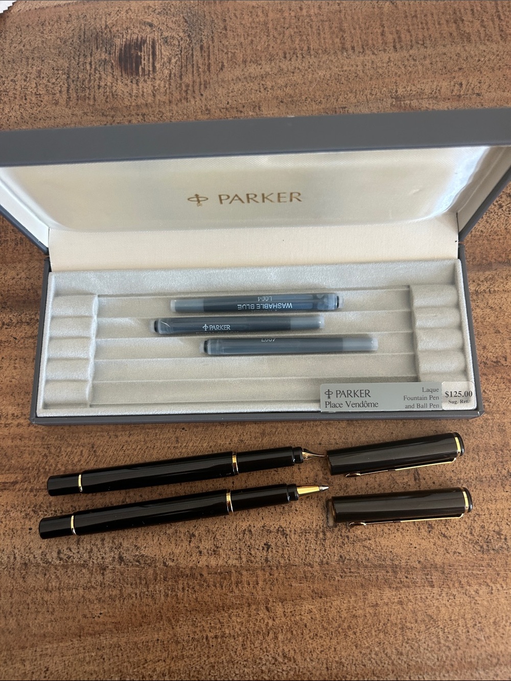 Parker Black and Gold Fountain Pen & Ballpoint Set